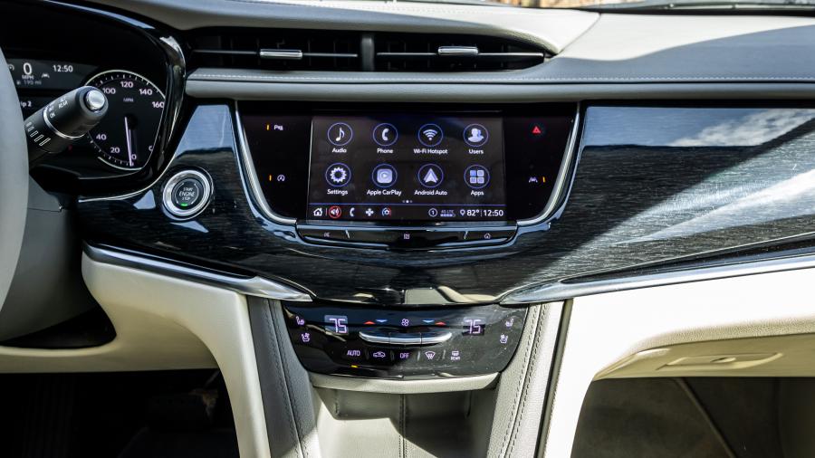 Детали интерьера Cadillac XT6 Luxury 2019 года  (фото 39 из 39)